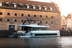 the best price on NEW 2026 MOON 60 POWER