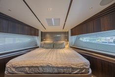 Buy a yacht The Edge IV 60