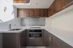 The Edge IV - Sunseeker yacht sale