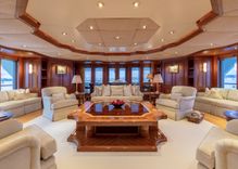 Купить яхту LAUREL 2006 в Shestakov Yacht Sales