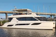 Купить яхту 2014 Aquila 48 48 в Shestakov Yacht Sales
