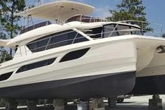 Купить яхту 2014 Aquila 48 2014 в Shestakov Yacht Sales