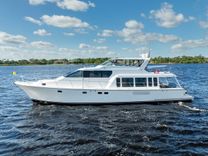 Купить яхту LAST CALL 2009 в Shestakov Yacht Sales