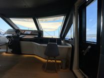 best yacht sales deals SHABBY 125