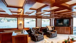 Buy a yacht Dozer - QUEENSHIP