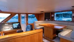 Buy a yacht Dozer