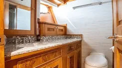 Buy a Dozer 98 at Shestakov Yacht Sales