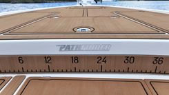 Buy a yacht Pathfinder 2017