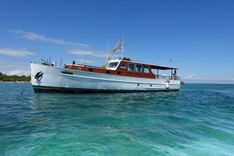 ANGUS - BURGER BOAT COMPANY