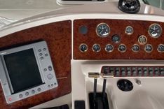 Купить яхту JP5 - Carver Yachts в Shestakov Yacht Sales