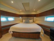 Buy a yacht YOLO