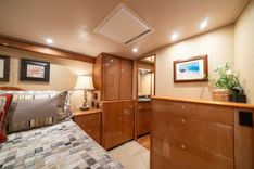 Buy a yacht MARIAH JEAN 61