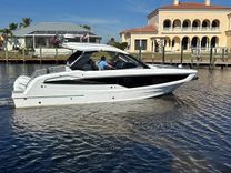 the best price on Galeon 325 gto