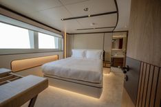 the best price on MAJESTY 145 - Majesty Yachts