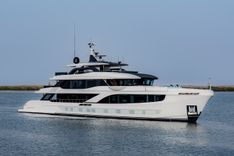 the best price on MAJESTY 145