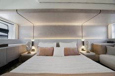 Buy a yacht GUYAL - Azimut Yachts
