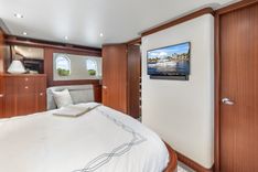 Buy a yacht BRAVO 2009