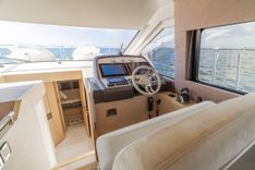 Buy a yacht NA - Beneteau
