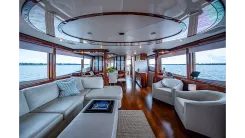 Купить яхту HELIOS 80 Flybridge Motor Yacht в Shestakov Yacht Sales