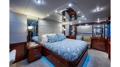 Купить яхту HELIOS в Shestakov Yacht Sales