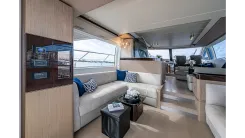 Купить яхту LIQUID ASSET Flybridge в Shestakov Yacht Sales