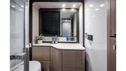 Лучшая цена на LIQUID ASSET - Azimut Yachts