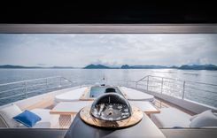 MAJESTY 112