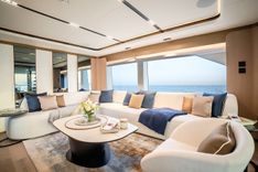 Buy a yacht MAJESTY 112 113