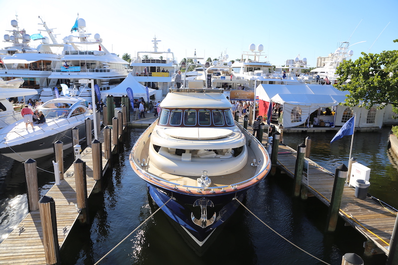 Buy yacth at Fort Lauderdale Boat Show